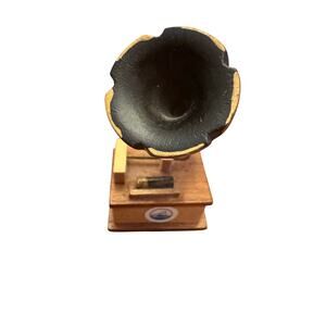 Shackman Dollhouse Miniature His Masters Voice Victrola